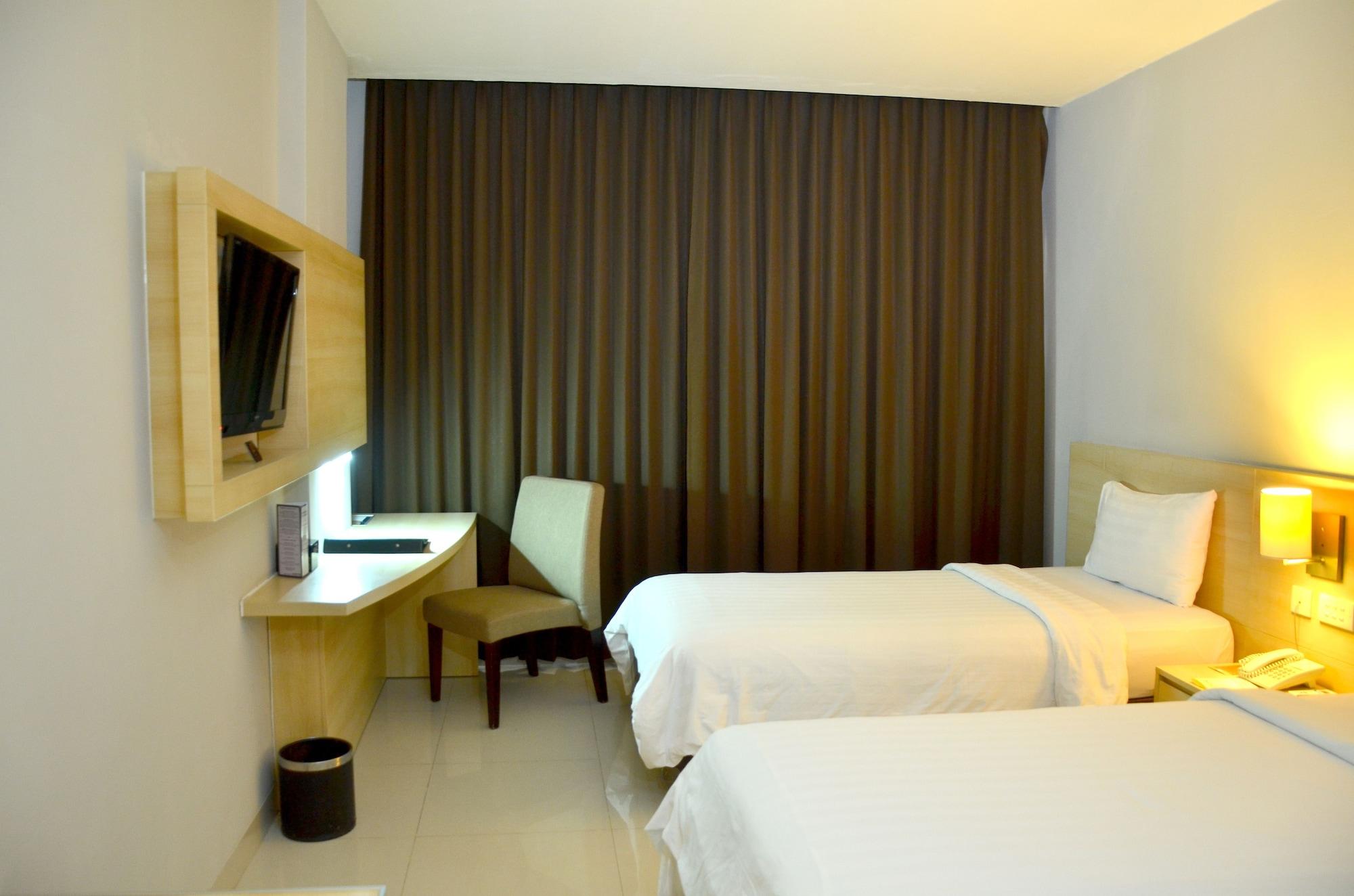 แกรนด์ จักรา โฮเทล มาลัง Hotel มะลัง ภายนอก รูปภาพ