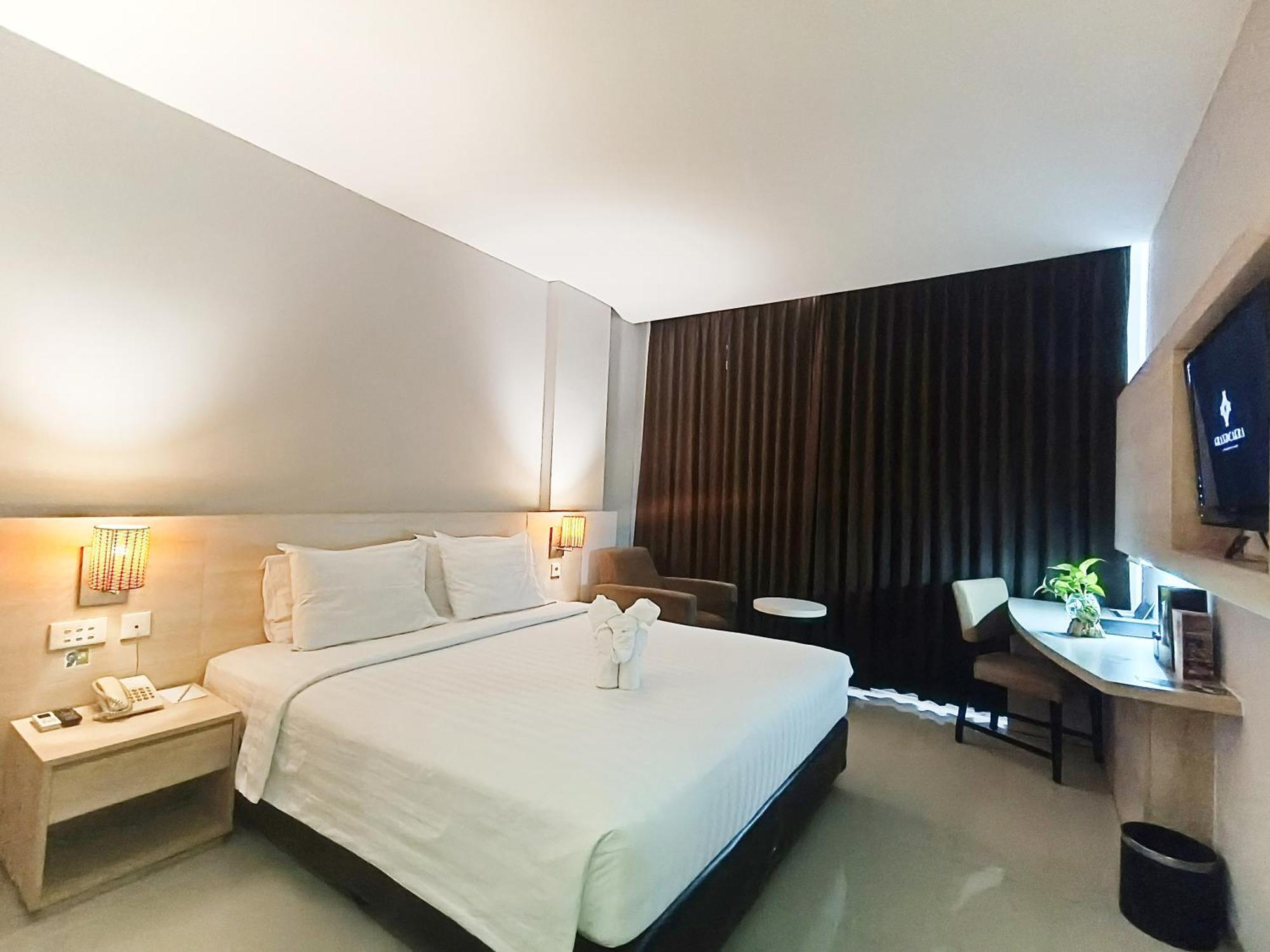 แกรนด์ จักรา โฮเทล มาลัง Hotel มะลัง ภายนอก รูปภาพ