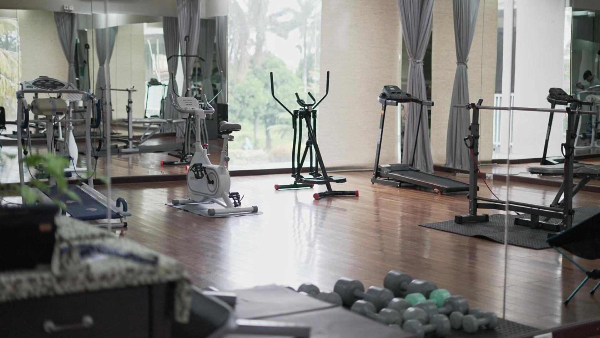แกรนด์ จักรา โฮเทล มาลัง Hotel มะลัง ภายนอก รูปภาพ